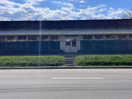 Оренда приміщення на проти магазину Електрон Чернигов