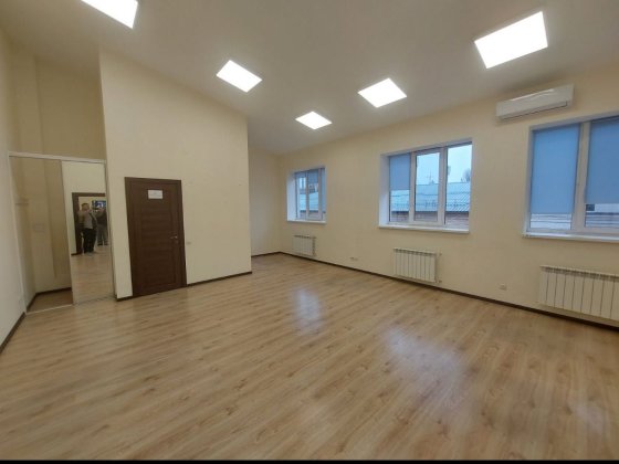 Без комісії!!! Здається офіс 66 м² в бізнес-центрі