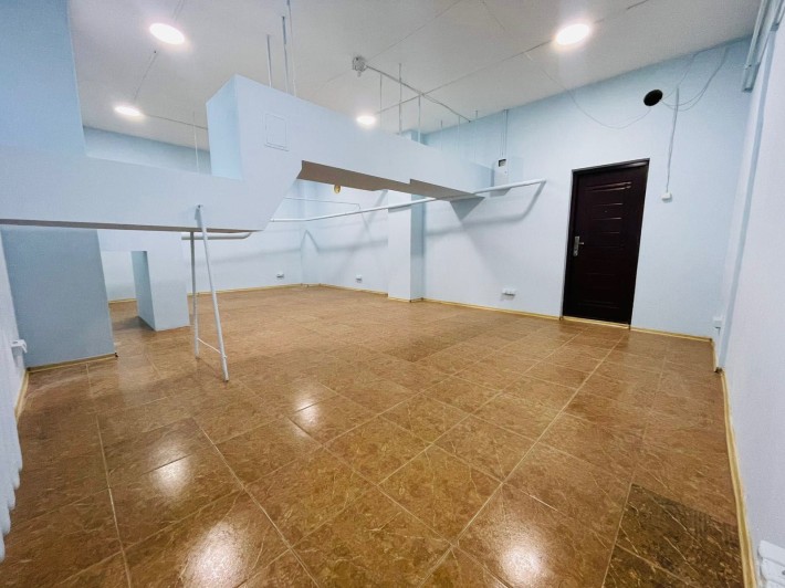Власник! Простір 50м² біля метро Лівобережна під студію, склад, магазин, шоурум, майстерню приміщенн - фото 1