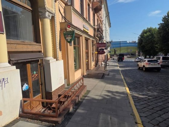 Оренда приміщення, Центральна  площі Чернівці