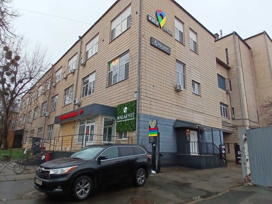 Оренда комерційної нерухомості від 300 до 3000 м² | Ідеально під бізнес | Нивки