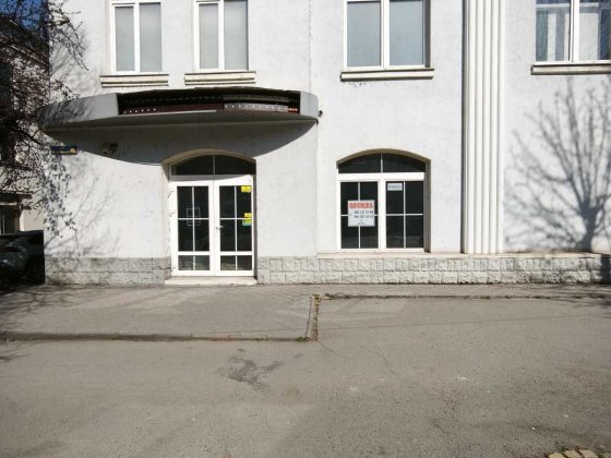 Здається комерційна нерухомість, вул. Чендея Код: 32159 Ужгород