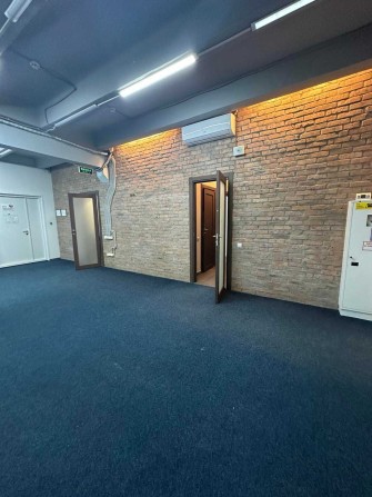 Оренда офісу в центрі Подолу, 200 кв.м., метро Контрактова - фото 1
