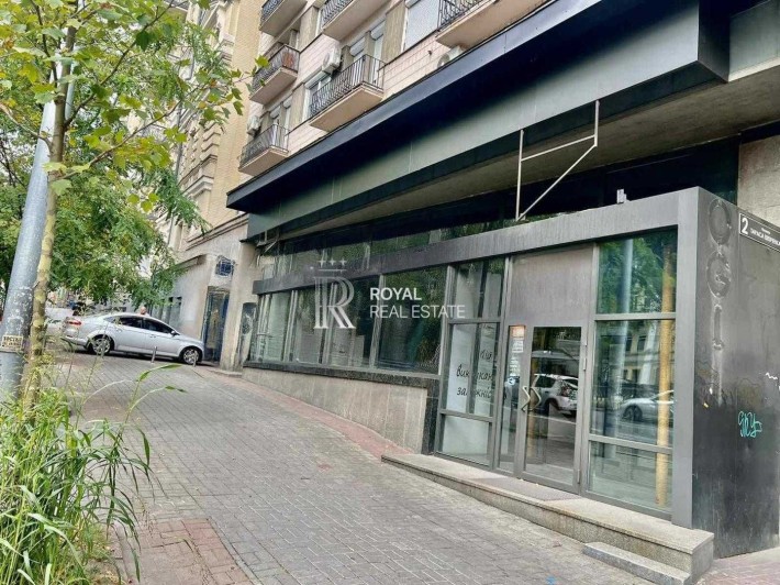 Оренда Фасадного Приміщення 3к. 300м2 Центр Метро Хрещатик - фото 1