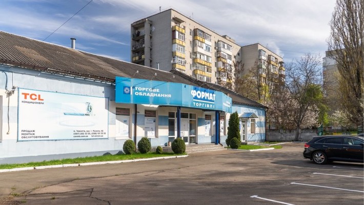 Оренда фасадне комерційне приміщення 264 кв.м Власна парковка  Мазепи Круг Музична - фото 1