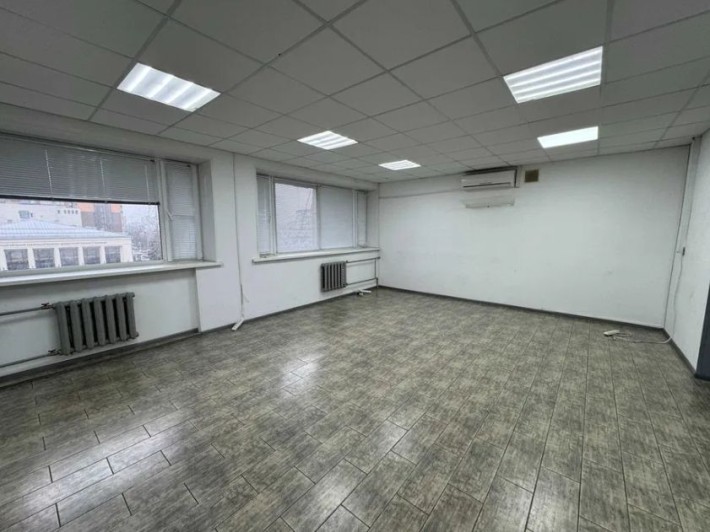 Офіс . 90м.кв. Центр - фото 1