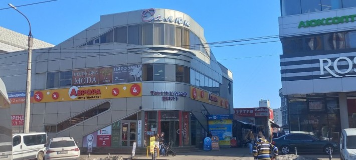 Оренда торгової площі в районі центрального ринку 20, 100, 150 м2. Без - фото 1