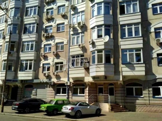 Оренда Фасадне комерційне приміщення 90м2 4к Поділ 15кВт Київ