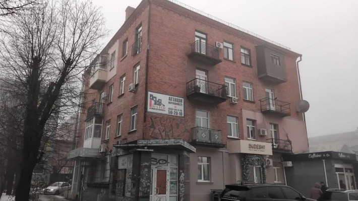 Окреме приміщення вільного призначення біля РАЦСу (п3) - фото 1