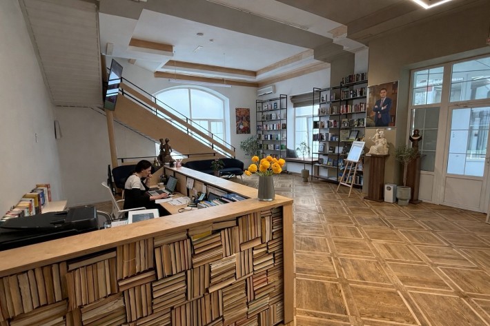 Оренда будівлі 850м2 під офіс, посольство, представництво, школу, Печерський р-н - фото 1