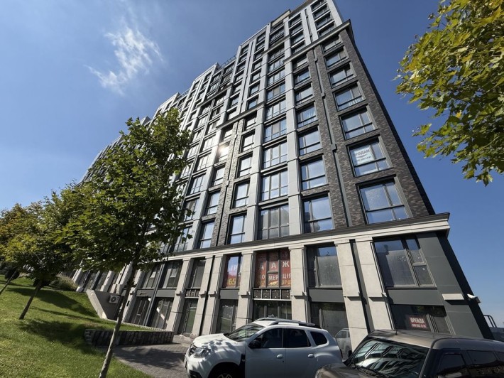 Аренда помещения в ЖК Женева 240 м2 - фото 1