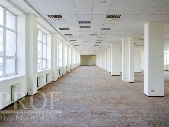 Оренда фісного примішення 1700 м2 метро Почайна