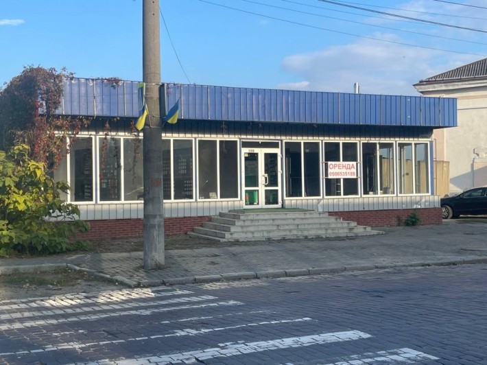 Оренда, комерція,магазин , офіс   215 м.кв+82м.кв склад. приміщ(поряд) - фото 1
