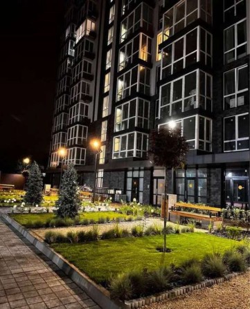 Продаж 2-к квартири вул. Олега Мудрака 1 - фото 1