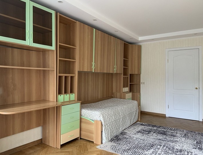 Продаж 1к квартири вул. Малишка, 37 Дніпровський р-н метро Чернігівська, без комісії - фото 1