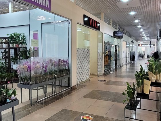 Оренда приміщення в ТЦ 32 кв.м. Бальзака 2а Київ