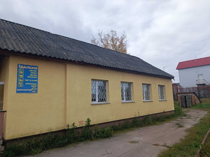 Здам приміщення їдальні з прилеглою територією в районі Пивзаводу. - фото 1