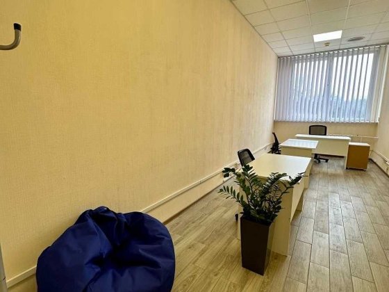 Офіс в БЦ, з меблями 27 м.кв., метро Дорогожичі, власник Київ