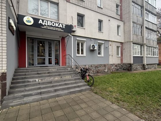 Площа. Фасадний офіс 90 м² у Чернігові. Від власника. Світло не вимикають Центр. Чернигов