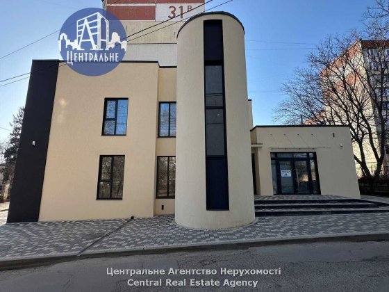 Оренда 2 поверхів у фасадному приміщенні Черновцы