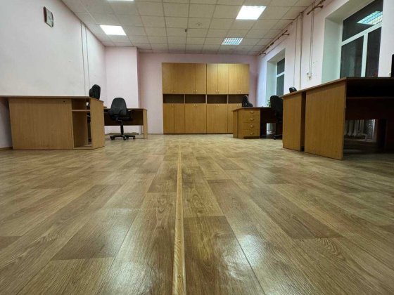 Оренда, 1-ий поверх, правий берег під теплий склад / інтернет-магазин/ офіс,  поруч метро Святошино Київ