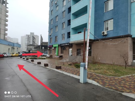 Сдается помещение, н/ф.  14м2, Р. Рейгана (Драйзера) 40