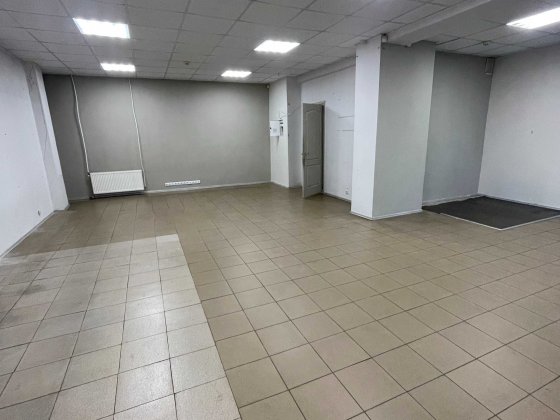 Фасадне приміщення з панорамними вікнами по вул. Сумгаїтська Черкассы