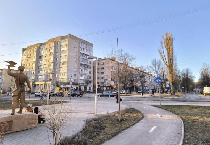 Оренда комерційного приміщення вул. Космонавтів - фото 1