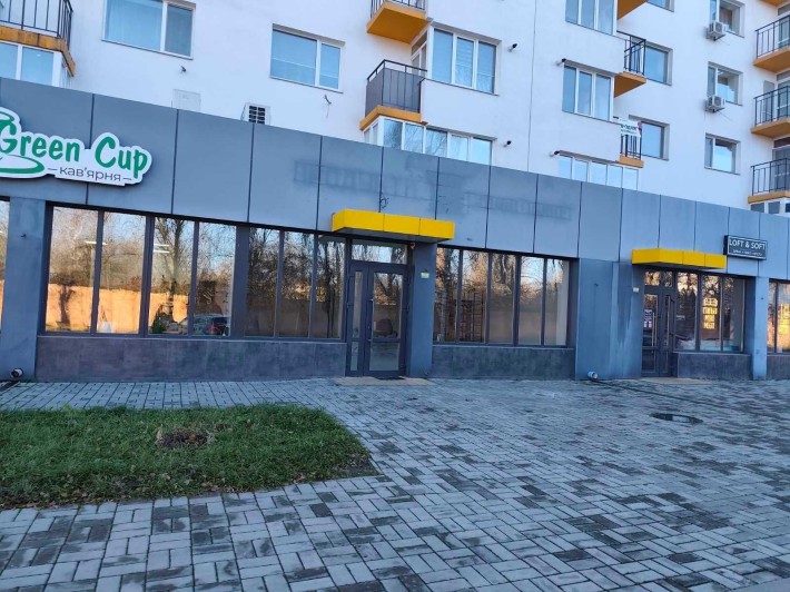 Два приміщення під торгівлю в ЖК "Андора" - фото 1