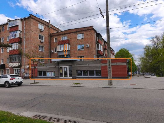 Сдам фасадное помещение пр. Науки, 456 м², 2 уровня Дніпро