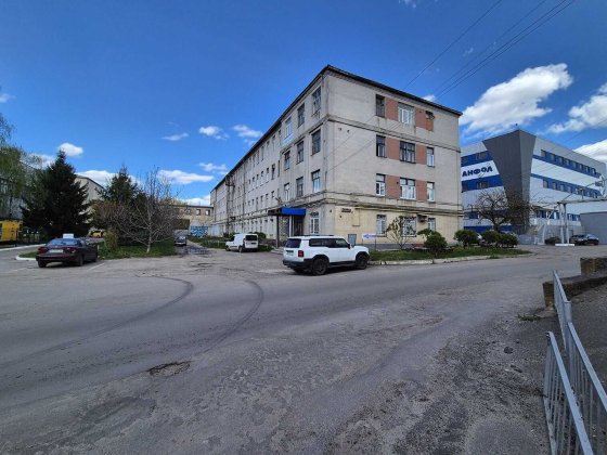 Здається комерційне приміщення на вул. Шимка Максима