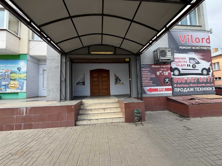 Приміщення на першому поверсі по вул. Пастерівська - фото 1