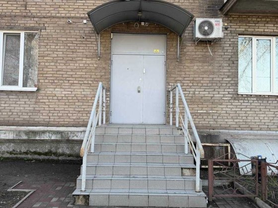 Оренда комерційного приміщення, вул.Сталеварів,1 Запорожье