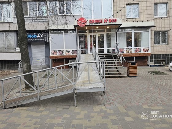 Оренда фасадного приміщення на головному бульварі м. Черкаси Черкаси