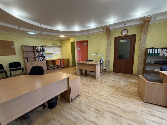 Оренда офісу 114 м2, Осокорки, вул. Дніпровська Набережна 19