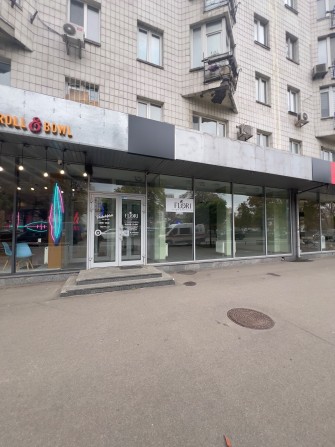 Оренда торгове приміщення 62м2, фасад, Цирк, Берестейській пр. центр - фото 1