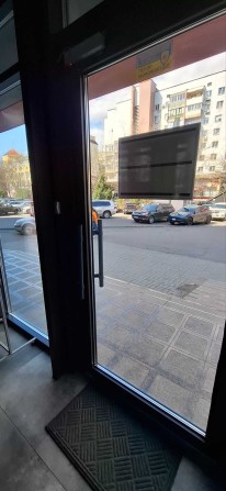 Здам офіс з власним санвузлом 60 м2 біля «Будинку Торгівлі» - фото 1