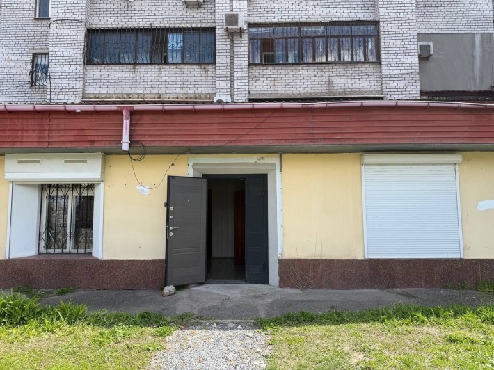 Аренда Помещение 40м2 Магазин Красная Линия Кавалерийская низ Рабочая - фото 1