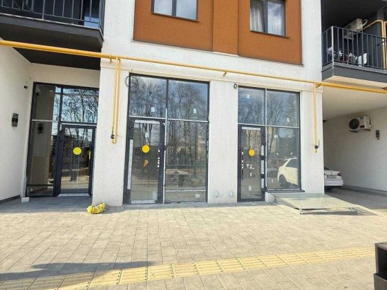 Оренда комерційного приміщення з окремим входом, фасадне для мережевих клієнтів в новому ЖК площею 3 Вінниця