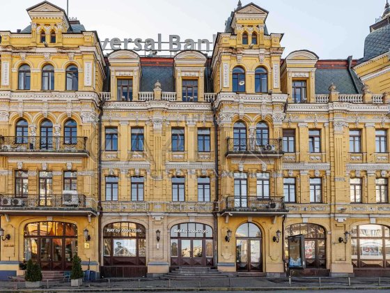Оренда/Комерція/вул. Велика Васильківська,Печерськ,Хрещатик,Арена Сіті// Без %// Київ