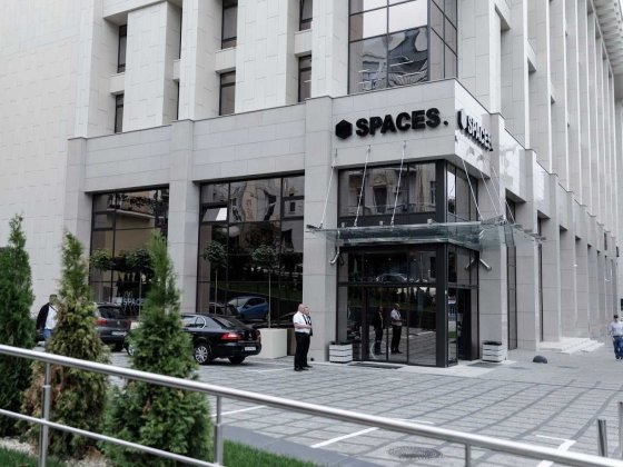 Оренда, стильний офіс БЦ Spaces Maidan Plaza поруч з метро "Майдан Незалежності"