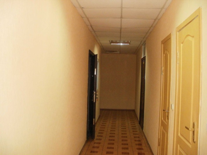 ОфІС/ СКЛАД оренда  24,9 м² на пр-т О.Поля, 50-Д, Центральний р-н - фото 1