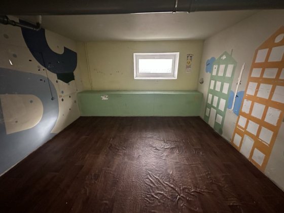 Укриття 375 метрів , 15 кімнат , душ , туалет Запоріжжя