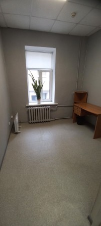 Без комиссии! Аренда офиса - 10 м.кв., ул. Жилянская. - фото 1