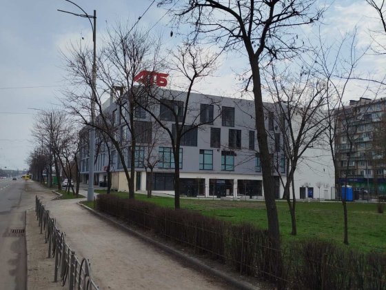Оренда комерційних приміщень від 30м²  тц на Миколайчука 2 Березняки Київ