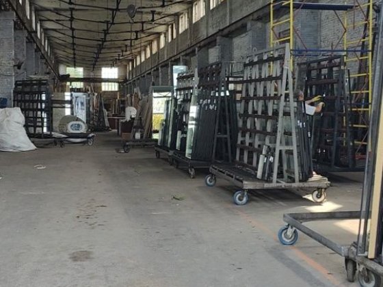 Сдам склады и ангары на 402 заводе Запорожье