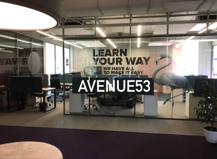 Офіс з сучасним ремонтом 1250м2 в бізнес центрі Avenue53 - фото 1