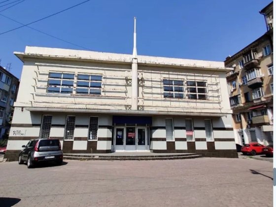Аренда 1221 м.кв Д. Яворницкого 92