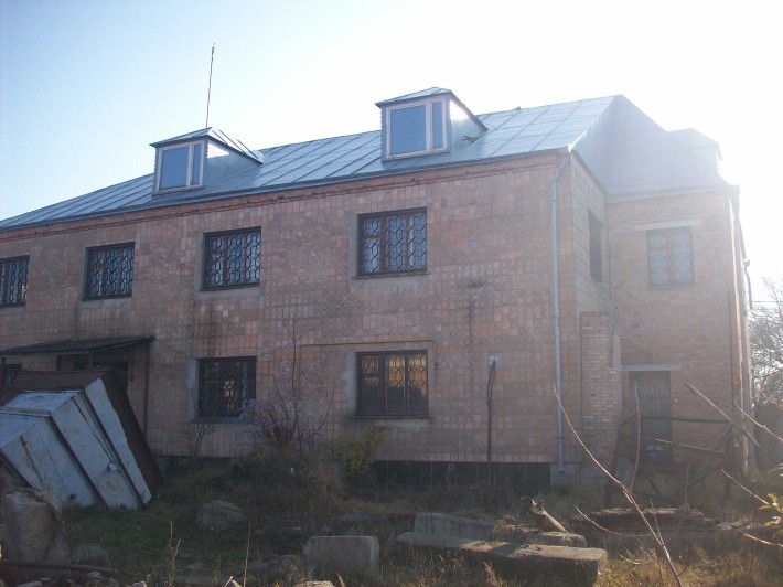 Надам в оренду 2х-пов. будівлю-450м2 - фото 1