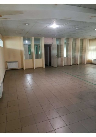 приміщення 1 поверху,м. Запоріжжя, пр. Соборний, 75 - фото 1